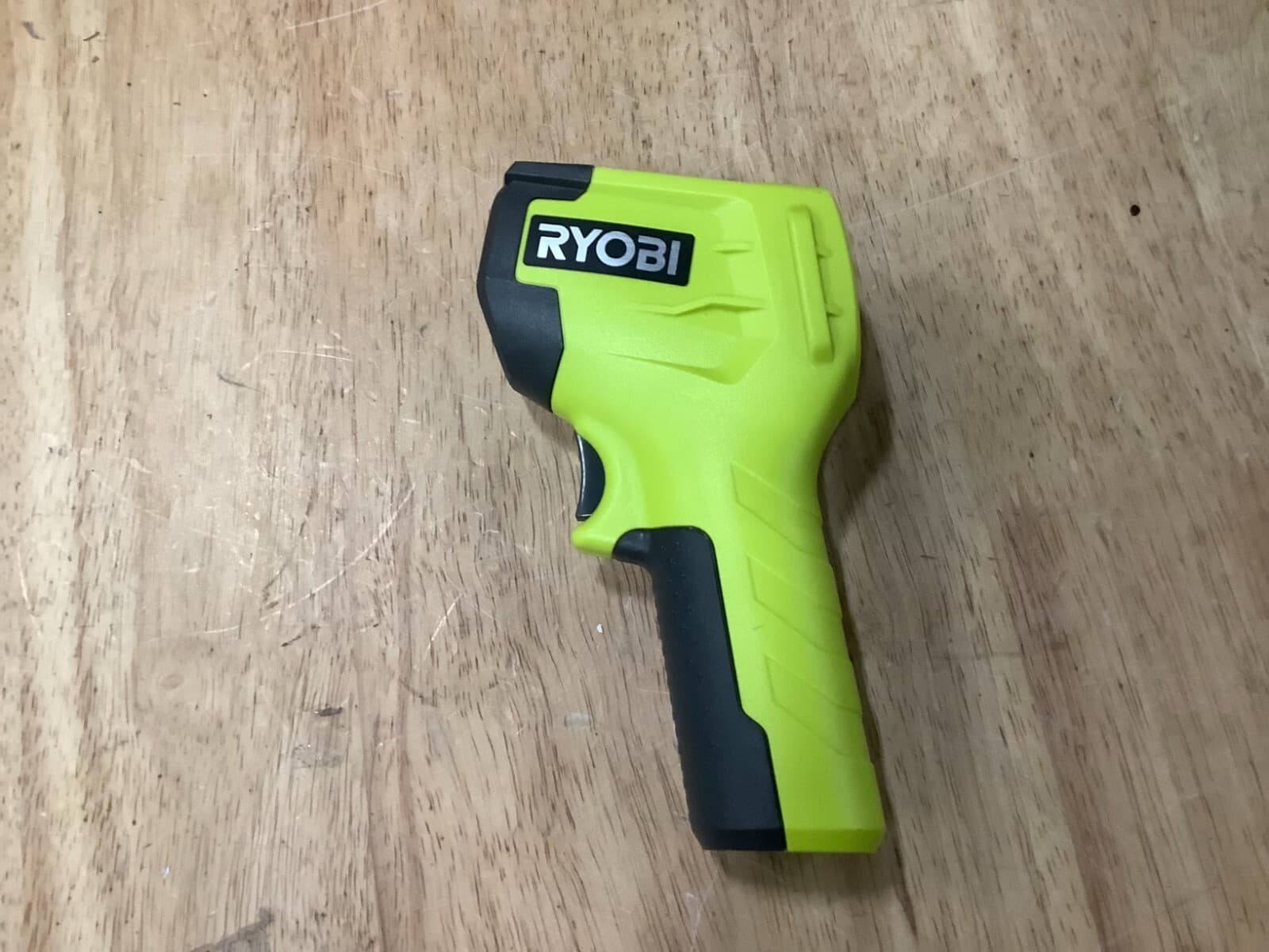 RYOBI IR002ID Infrared Thermometer Digital LCD Display Laser Fahrenheit 2