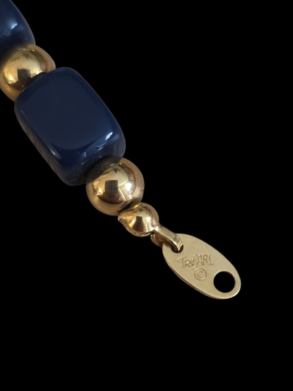 Vintage Crown Trifari & Trifari Red & Navy Beaded Necklaces  3