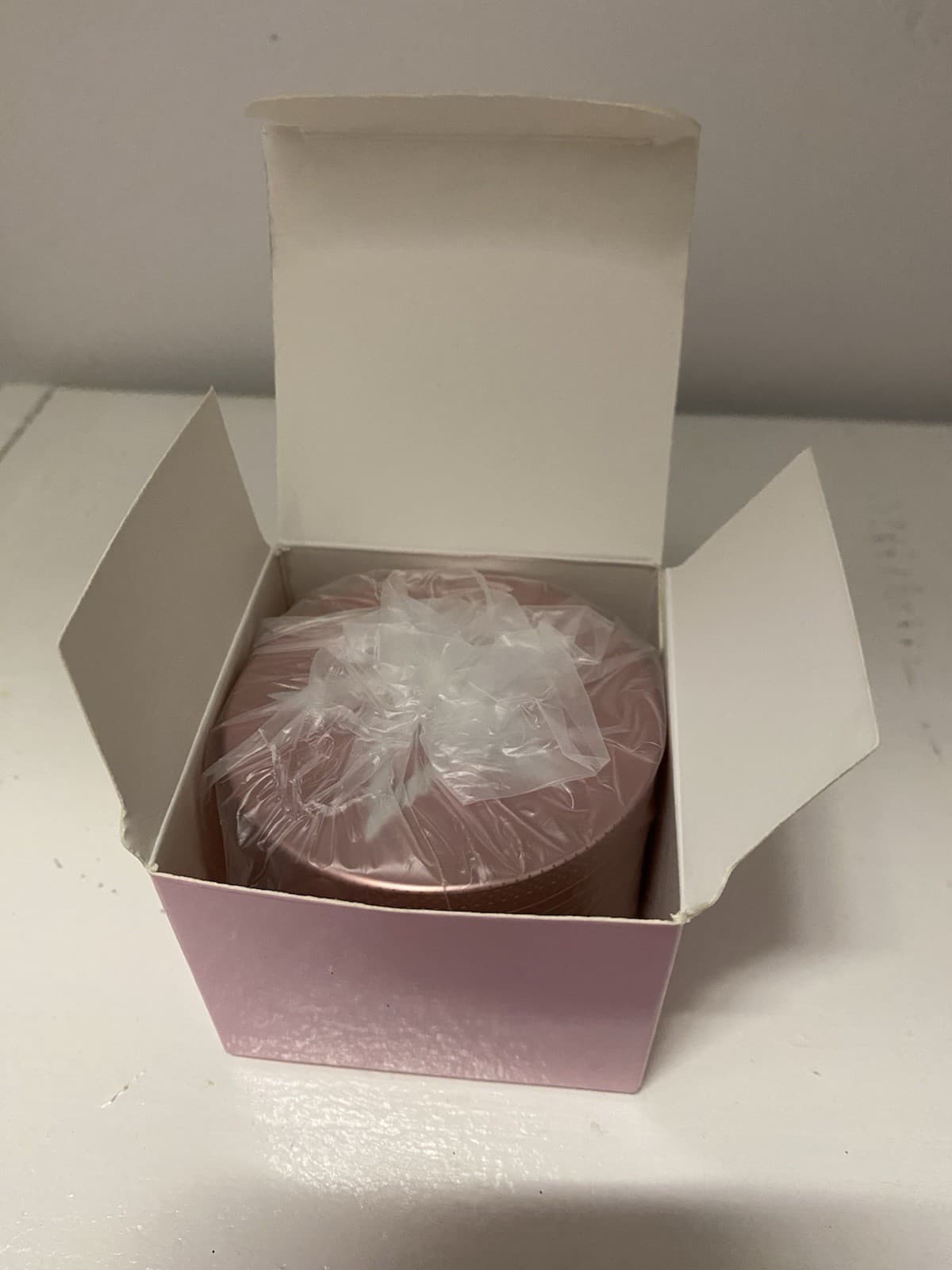 Jeffree Star Baby Pink Grinder 63MM Grinder BNIB 3