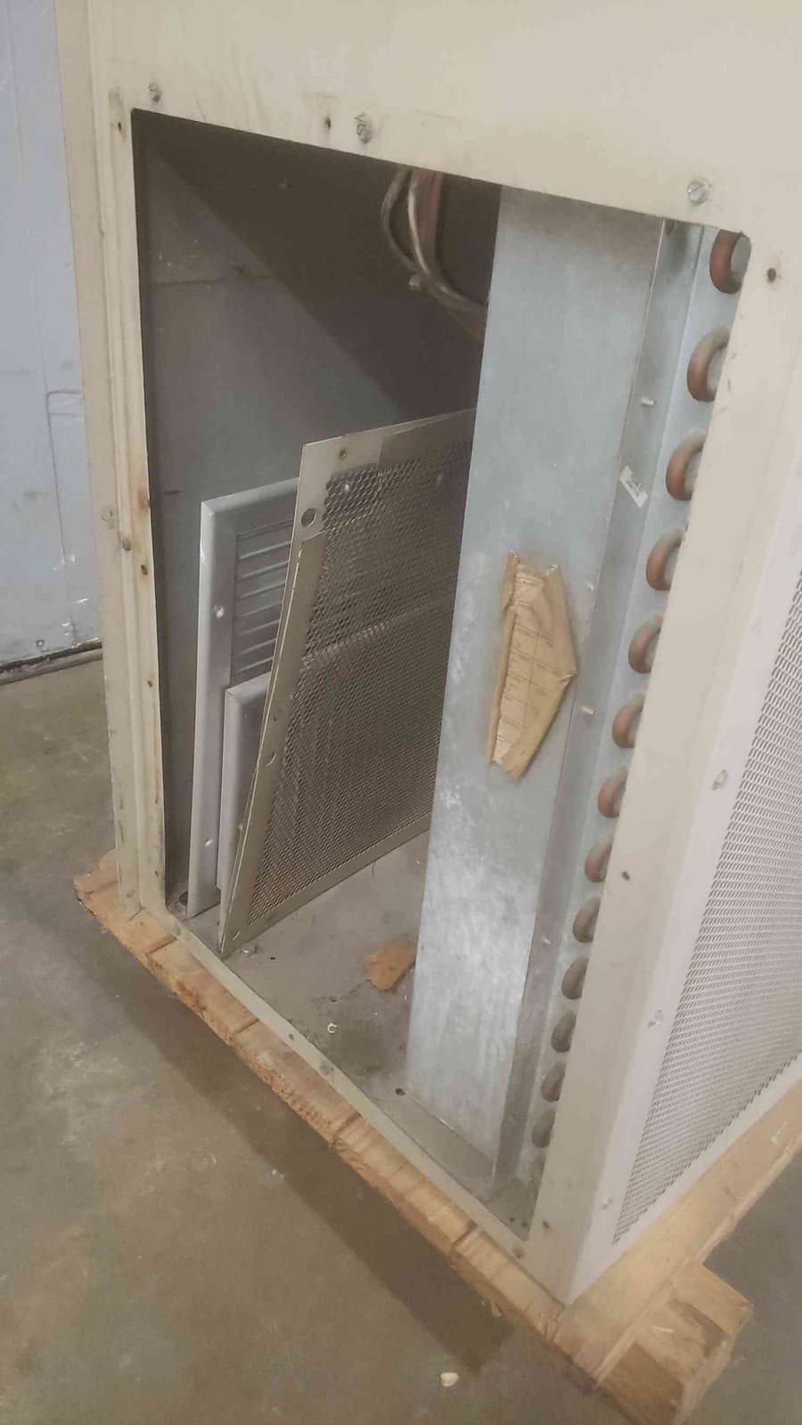 Liebert 5 Ton 208/230 1PH Packaged Wall Mount AC ET060SRP00T Bard (SKU: 110865) 4