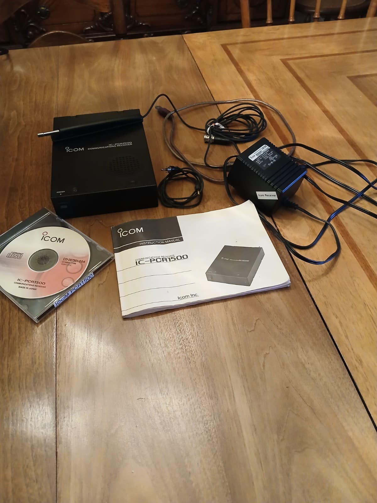 Icom IC-PCR1500 Communications Receiver, Transformer, CD, Antenna And Cables