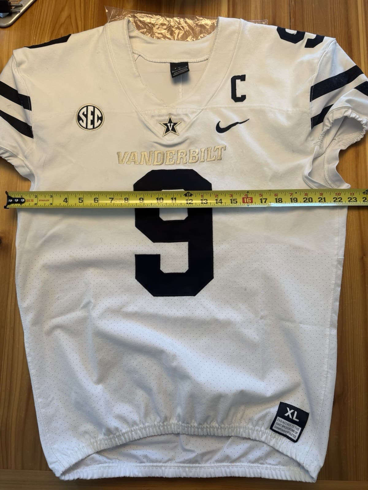 Vanderbilt Commodores Team Issued / Worn Nike Football Jersey #9 XL 4