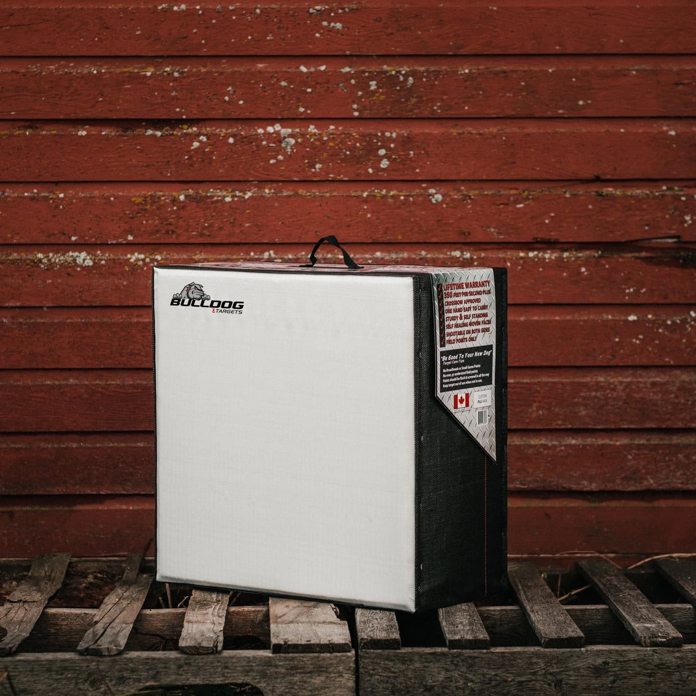 Bulldog Targets Doghouse FF Archery Target PLUS with 2-Finger Arrow Removal 3