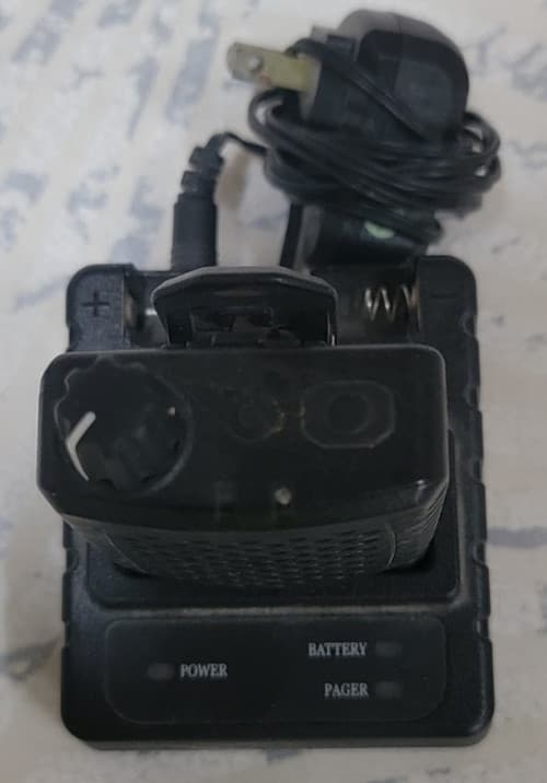 Apollo  VP101  VHF pager with charger
