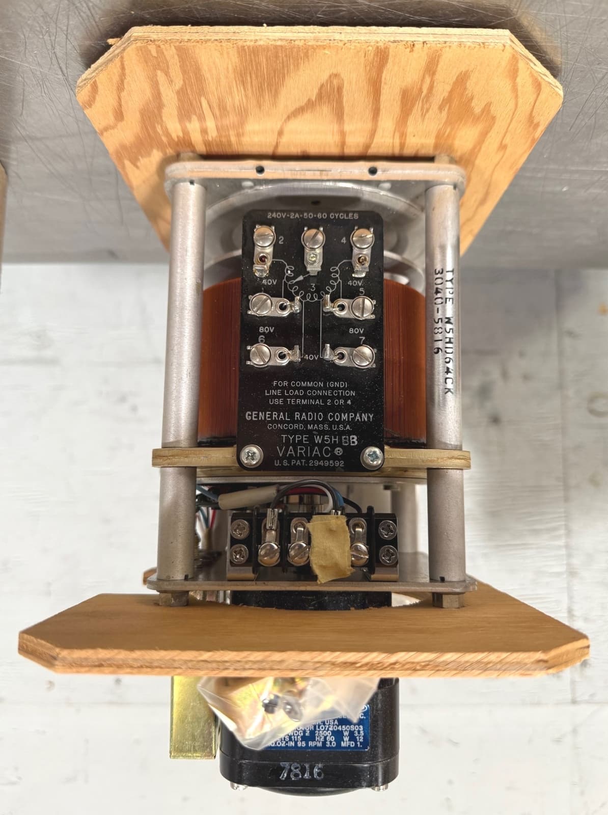 C198799 General Radio GenRad W5HBB VARIAC Servo Variable Autotransformer 240V 2A 2