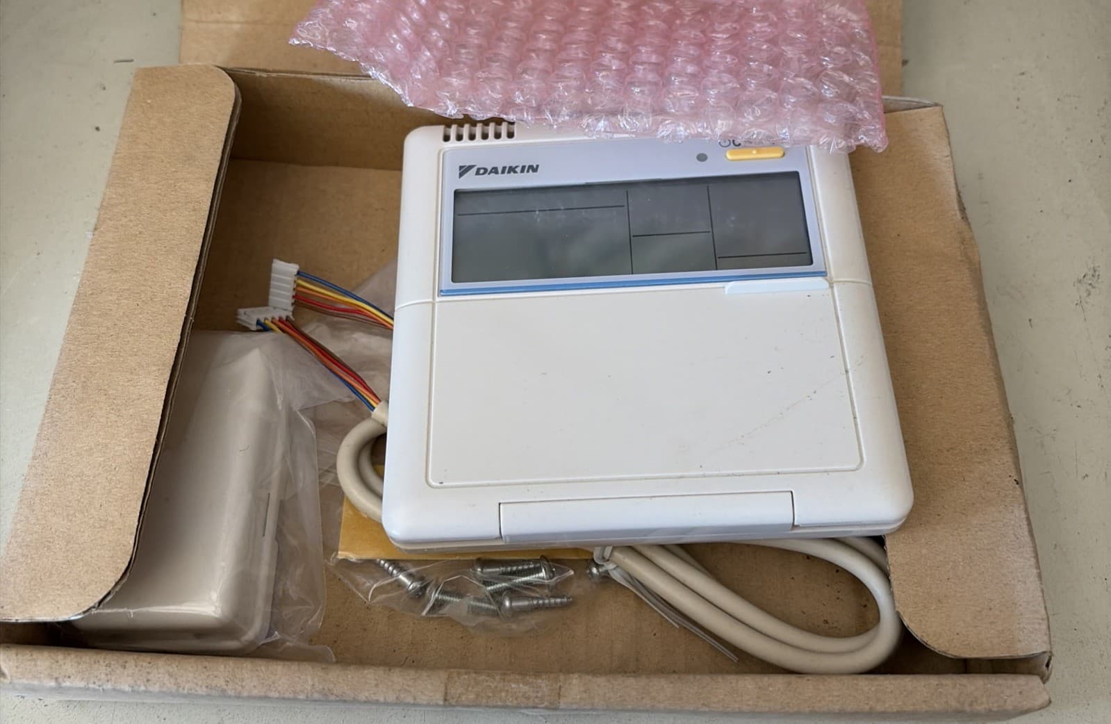 Daikin Remote Controller & Cable, BRC944B2 & BRCW901A08, W/Hardware, New