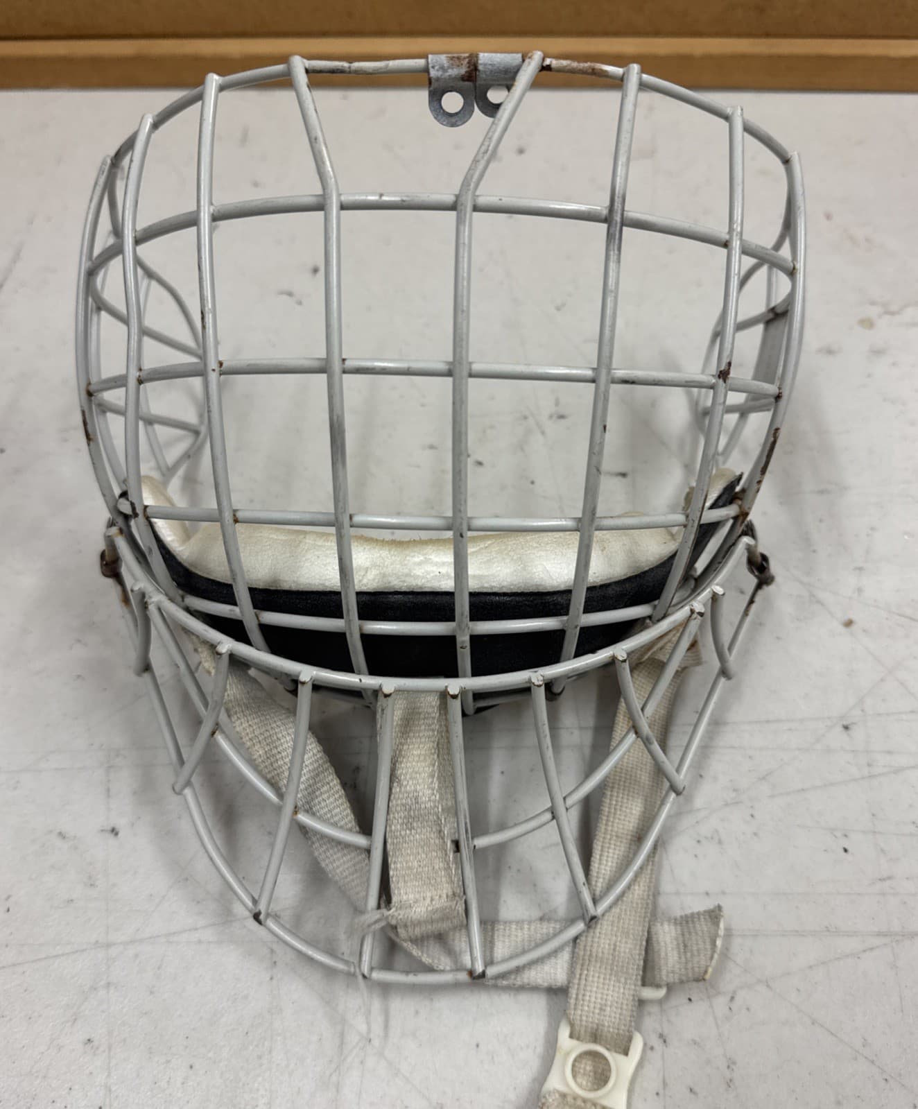 RARE! VINTAGE COOPER GL100 M ice GOALIE HOCKEY CAGE MASK Medium
