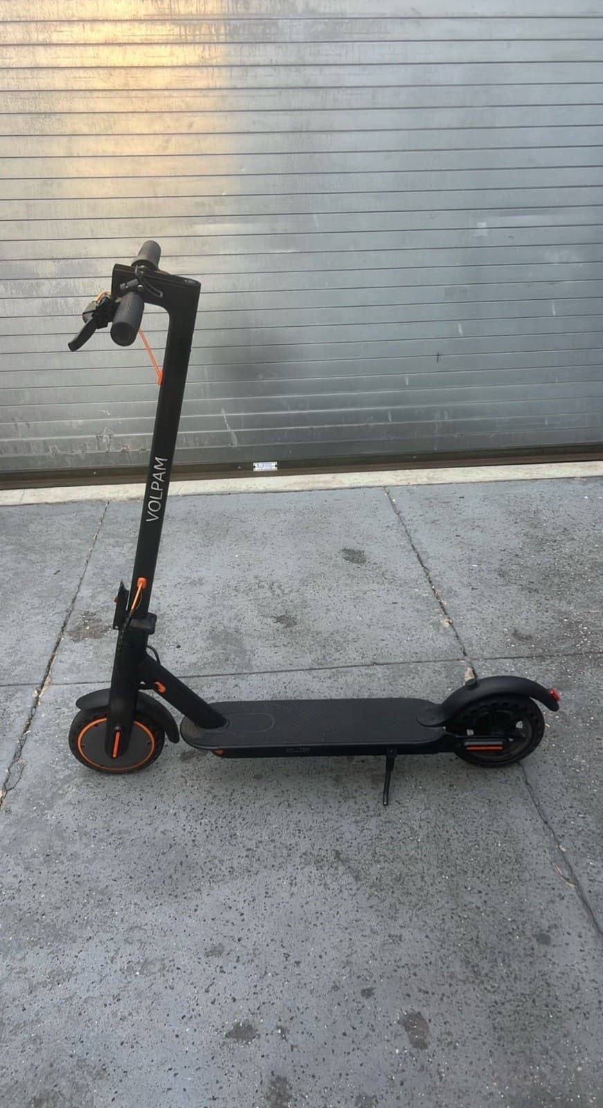 VOLPAM Electric Scooter, 350W/500W, 8.5"/10" Tires, 12/21/28 Miles Range, 16/19/