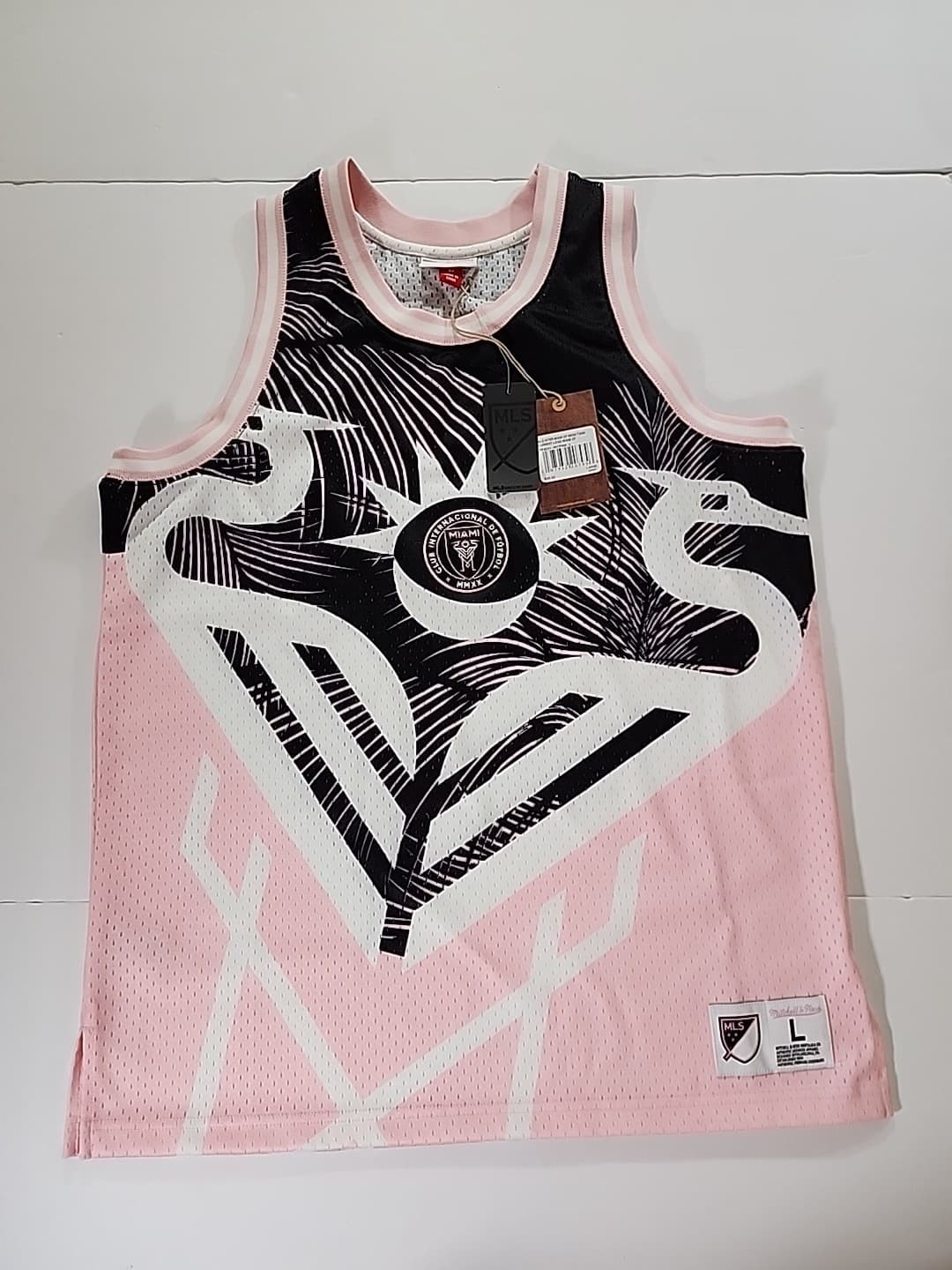 Mitchell & Ness Men's MLS Pink Inter Miami CF Mesh Jersey Size Large NWT