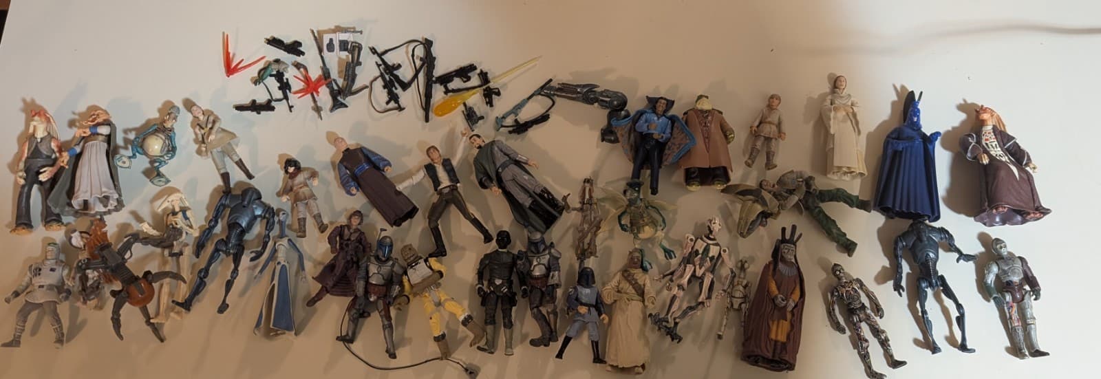 Lot of 38 Star Wars 3.75” Loose Figures Hasbro & Assorted Accessories