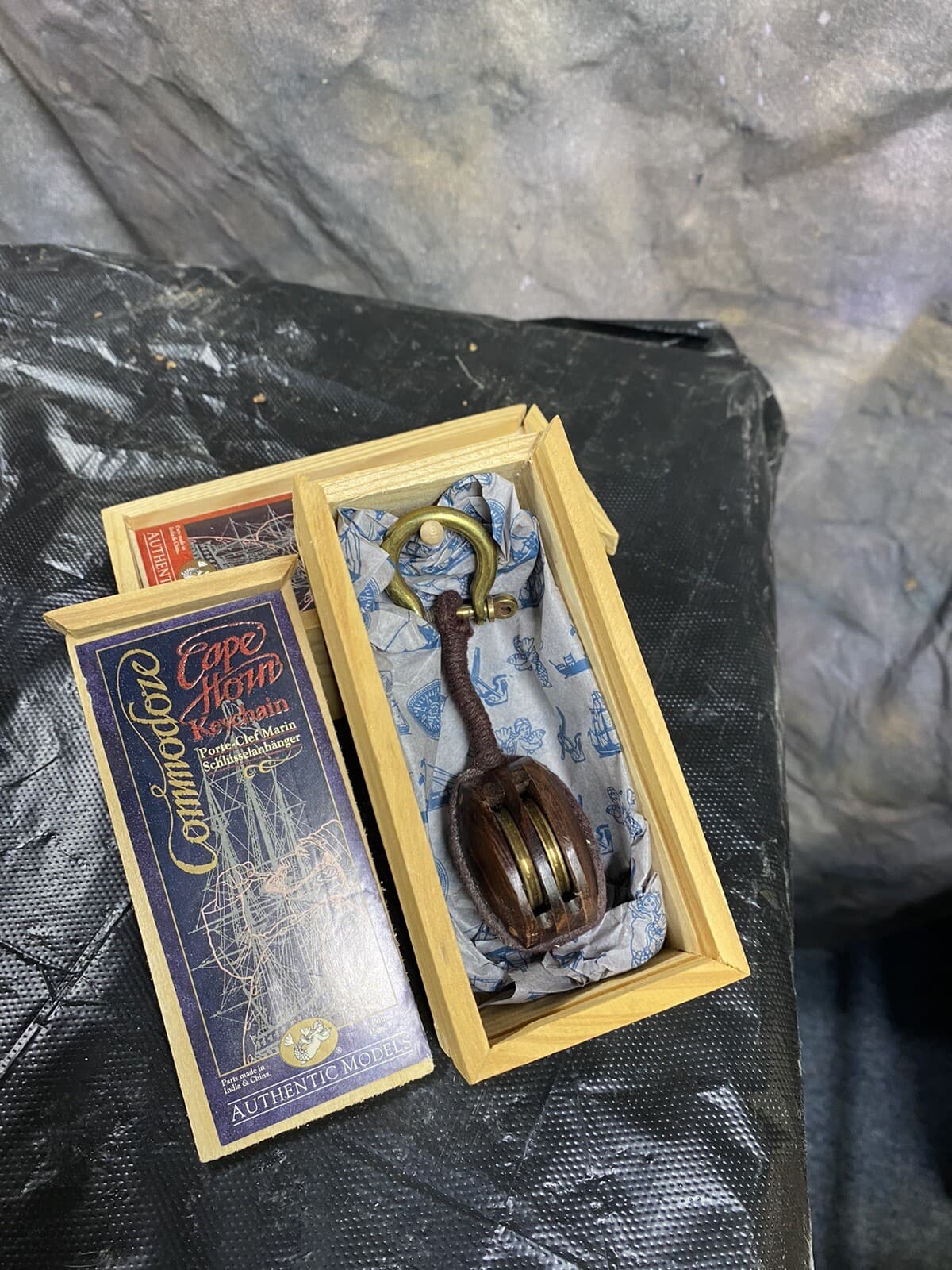 Authentic Models Commodore Cape Horn Blocks Keychain