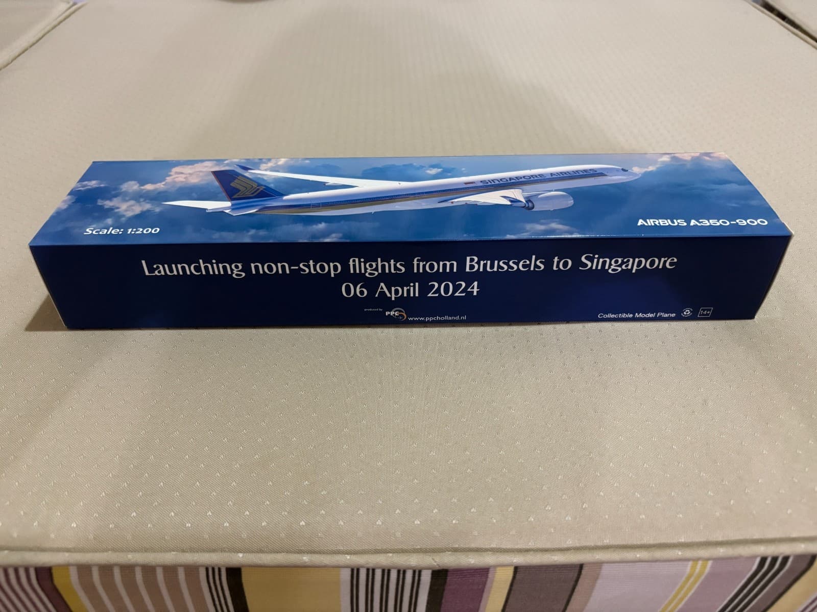 Singapore Airlines Airbus A350-900 Model Plane 1:200 Inaugural Flight April 2024