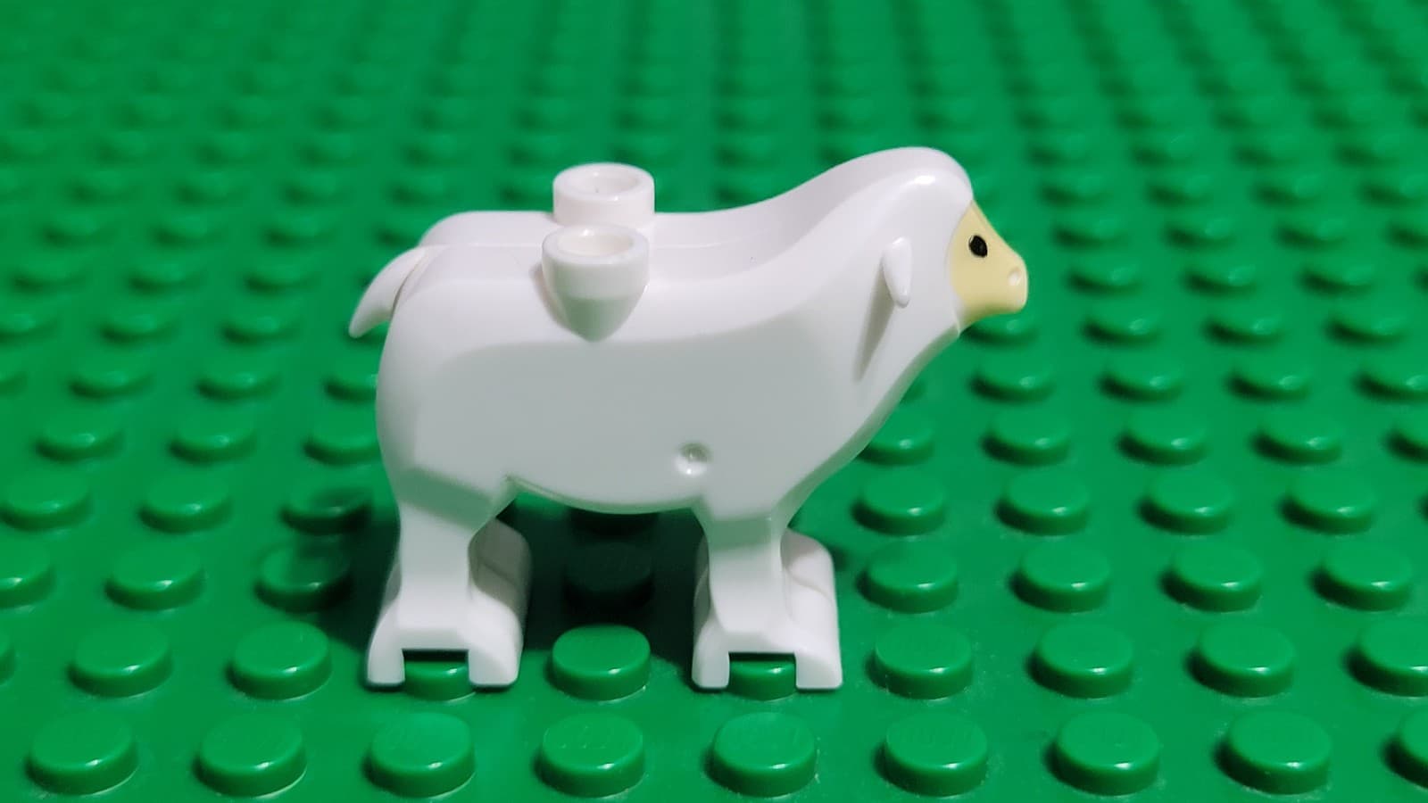 Animals - Minifigure Farm - Sheep, Goat, Pigs, Snake, Tiger, Cubs, Chameleons