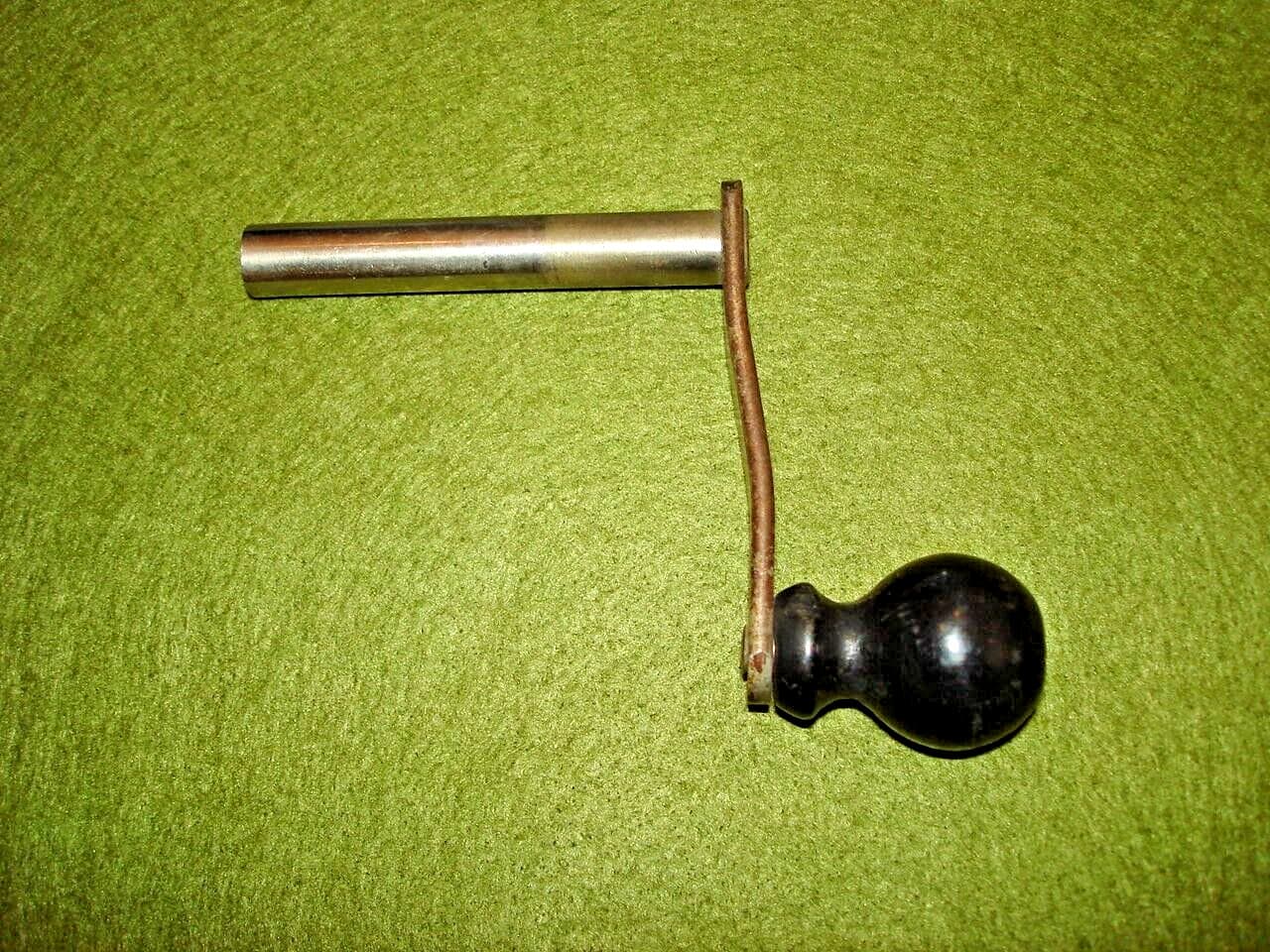 Columbia Phonograph Crank - Early