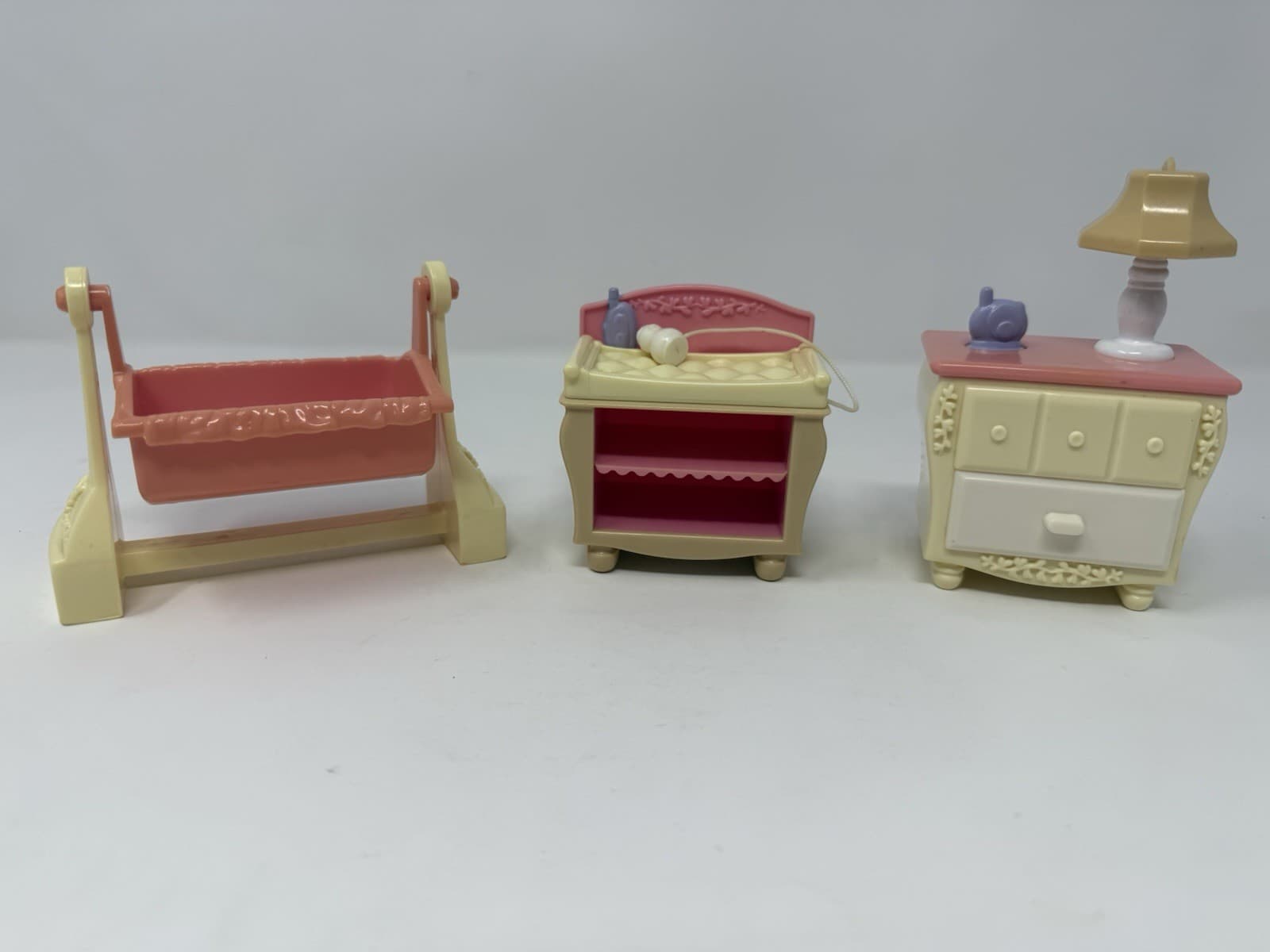 Fisher-Price Loving Family Bedtime Baby Girl Crib Dresser Changing Table 2003