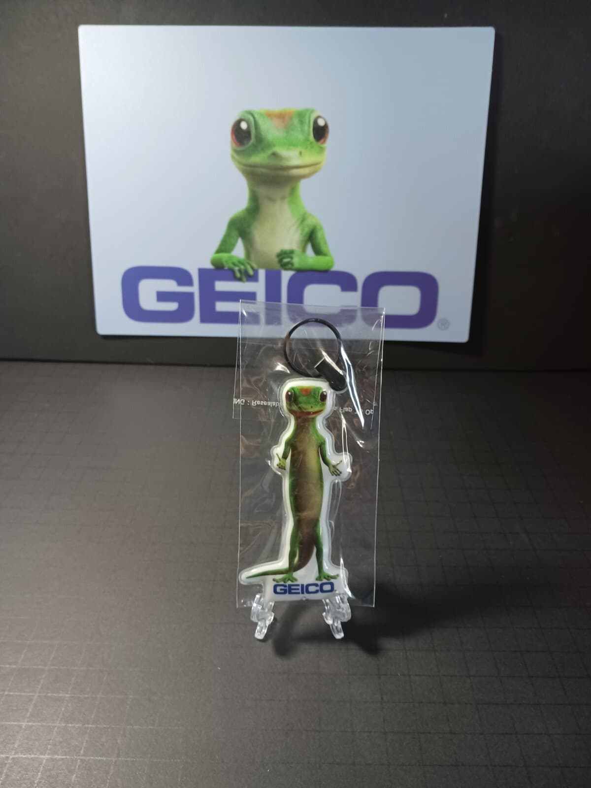 Geico Gecko KEY CHAIN/FLASHLIGHT NEW RARE PROMTIONAL ITEM.