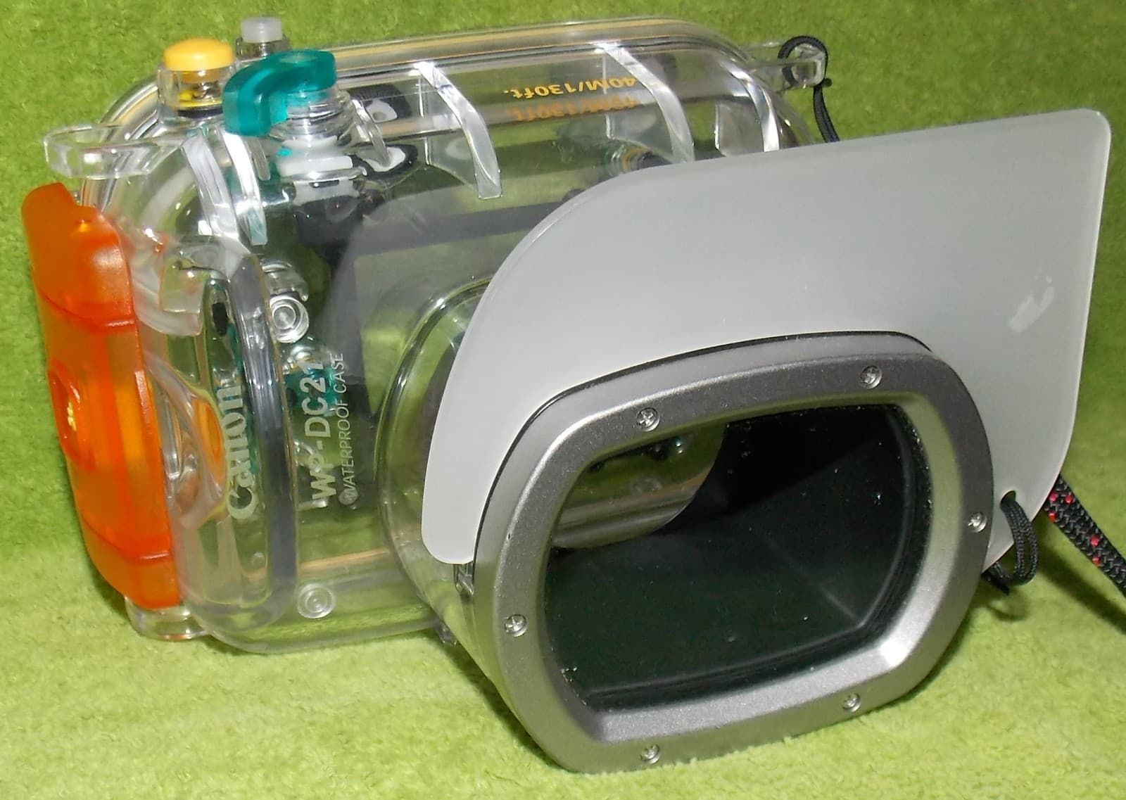 Canon WP-DC21 Waterproof Case for Digital Cameras 40m Depth EUC