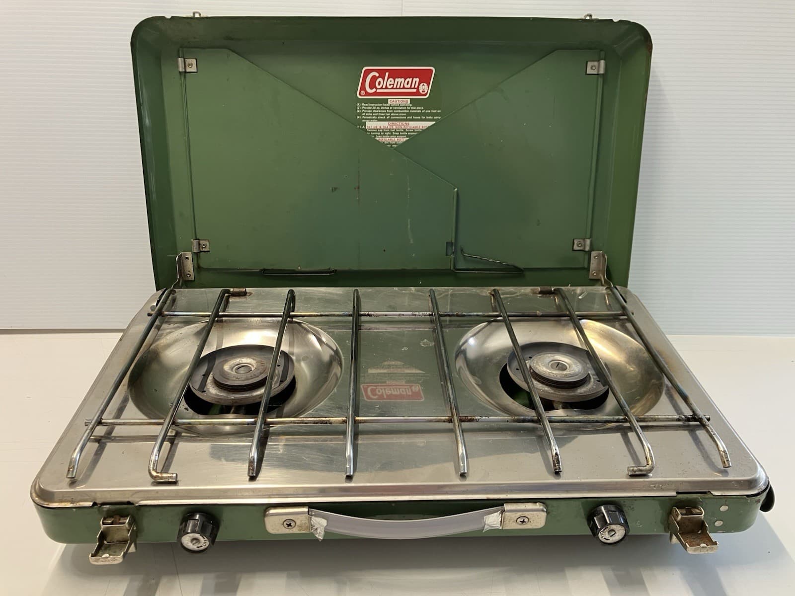 Vintage Coleman 2 Burner Deluxe Propane Camp Stove 5410-708 Untested