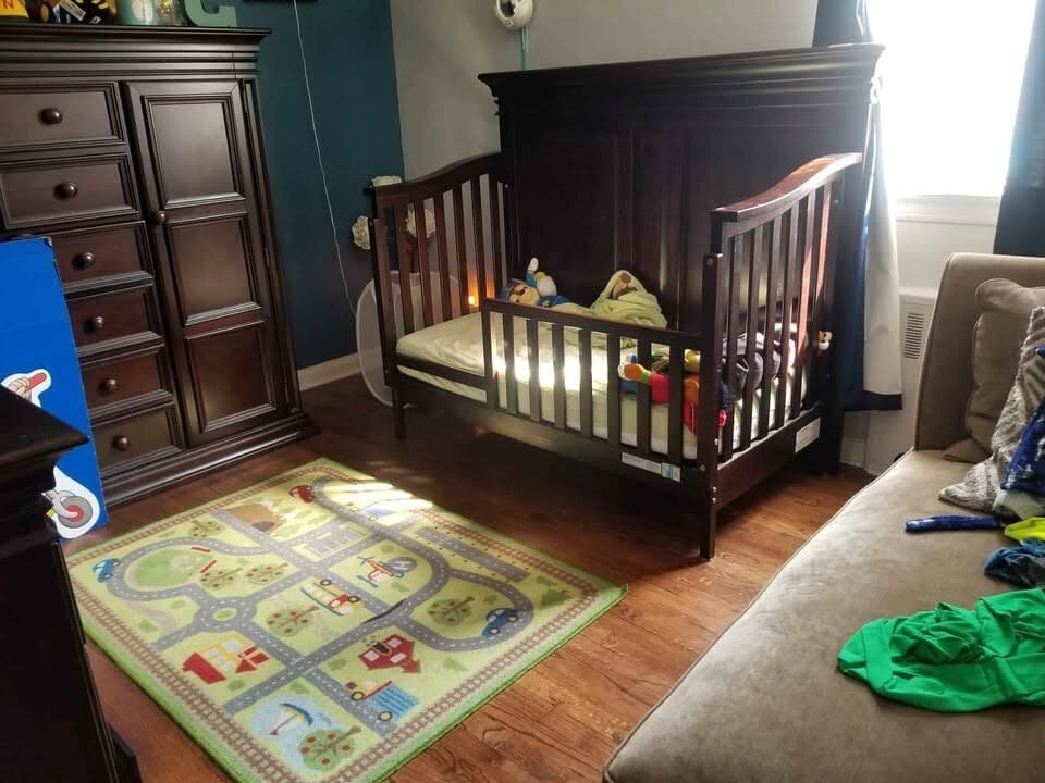 Baby Cache: Vienna 4-in-1 Convertible Crib to Full Size Bed