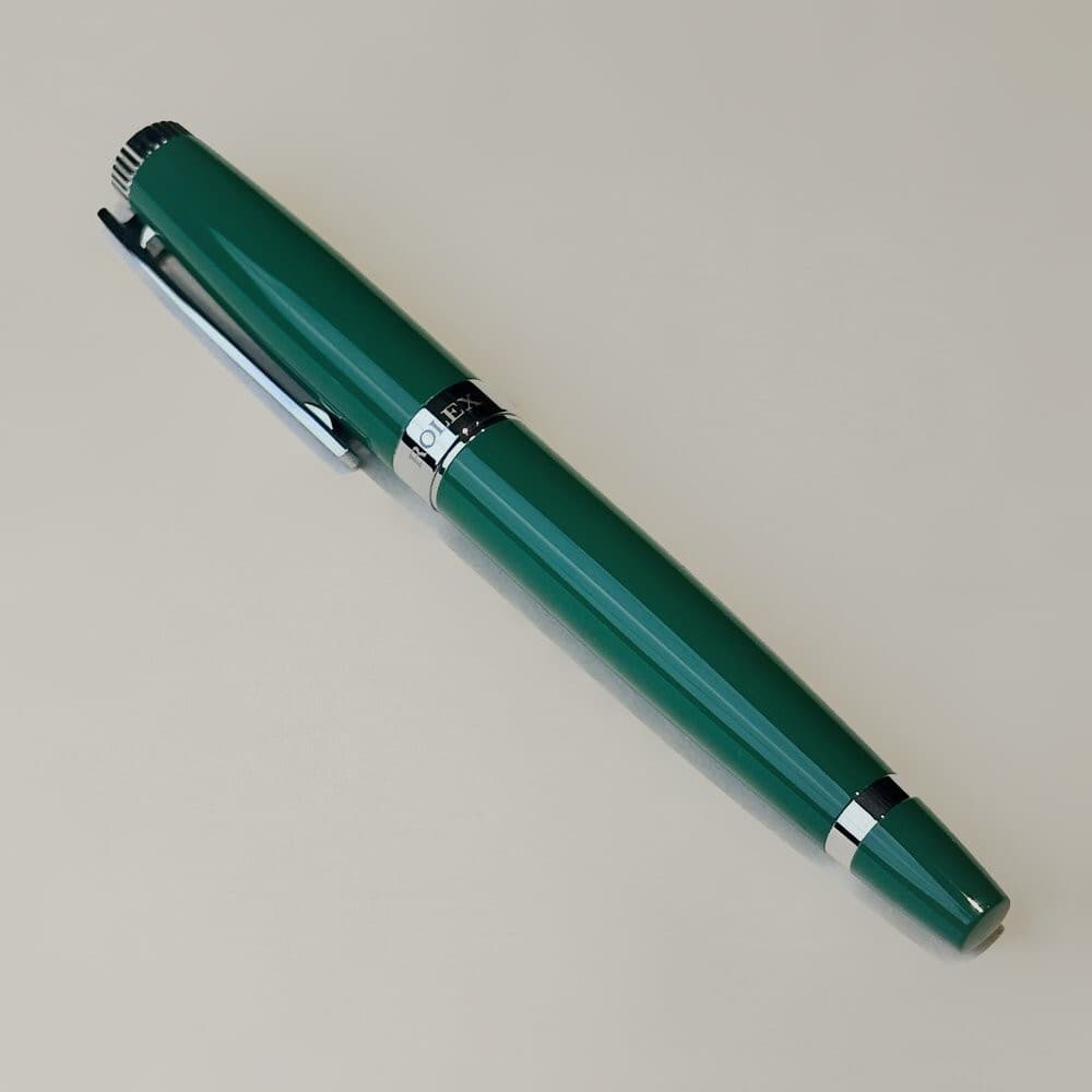 Rolex VIP Rollerball Pen NEW RARE Novelty Collectible Pen (Green/Silver)