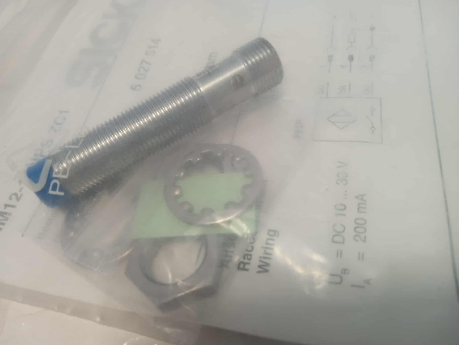 SICK 6027514 IM12-10NPS-ZC1 Metric,M12 x 1,Dia-Ø 12 mm,400 Hz,DC 3-wire,8.1 mm