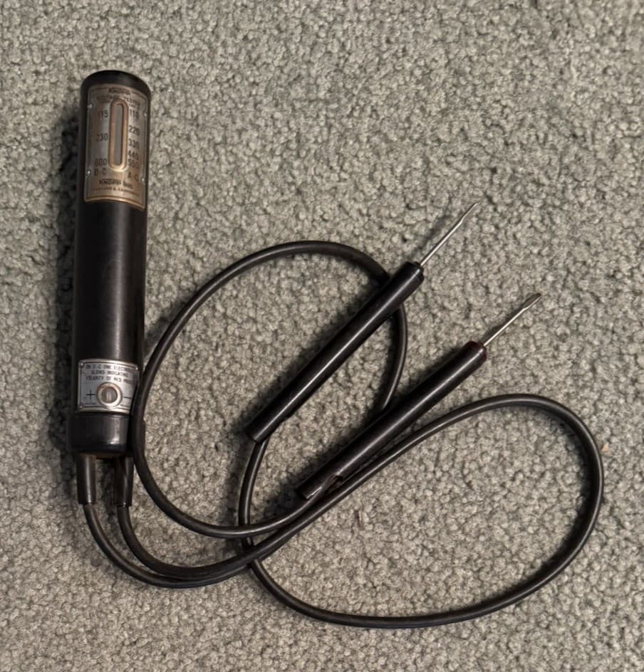 Vintage ~ Knopp SDP-2 Voltage Tester ~ AC DC 110 - 600 Volts ~ Untested