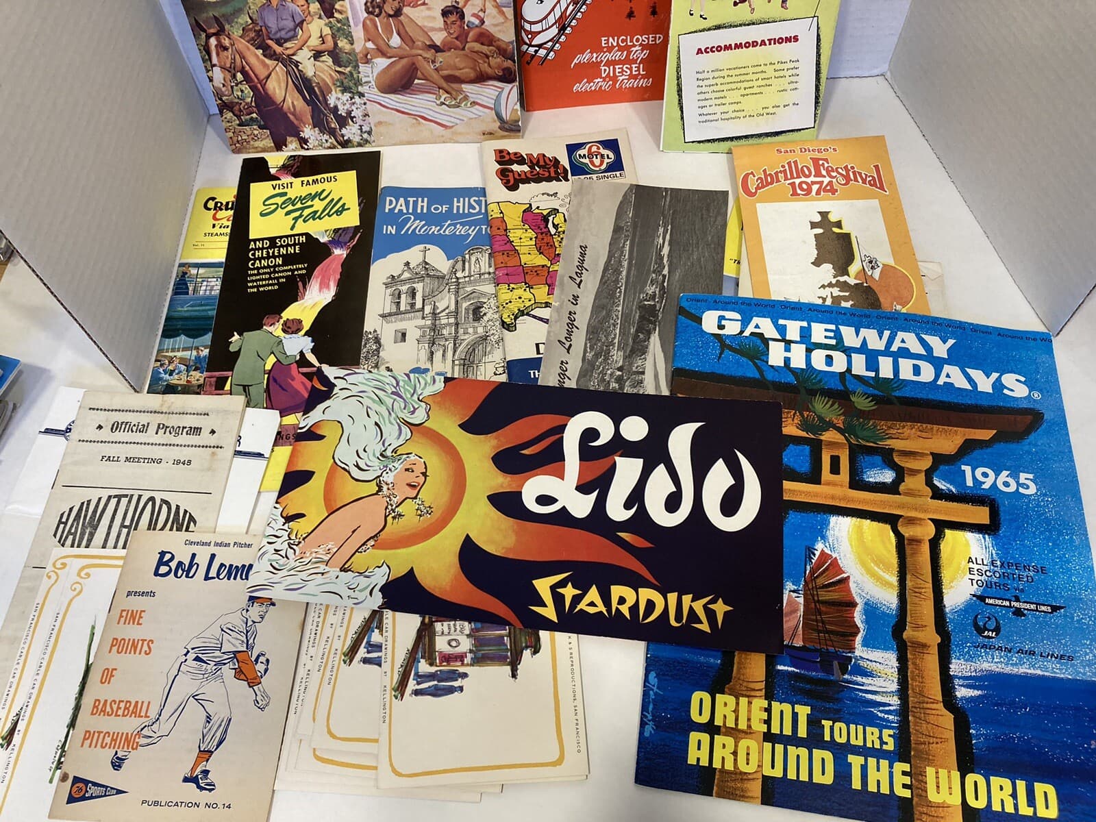 Large 200+ Ephemera Lot US Travel Brochures 1940s-1970s CA KS SD NV IL WA UT MD