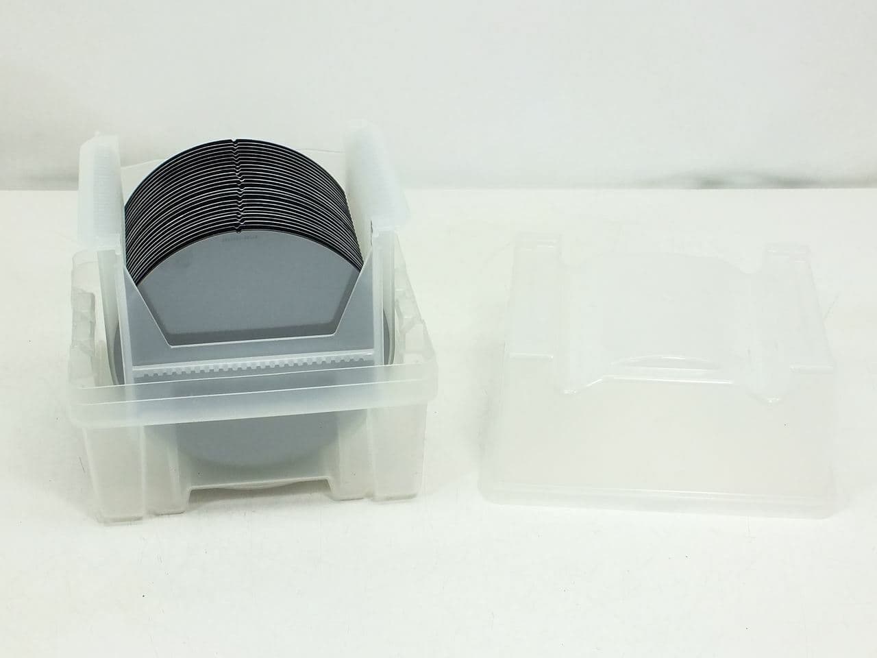 Entegris X9150-0406 Ultrapak WaferShield w/ QTY=25 Mixed 6" 150mm Silicon Wafers