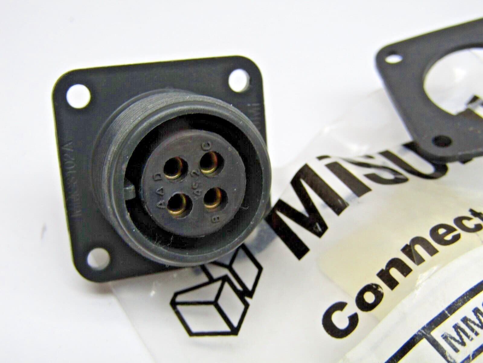 Misumi MMS3102A-14S-2-S Circular 4 Pin Connector Receptacle 14S-2-S