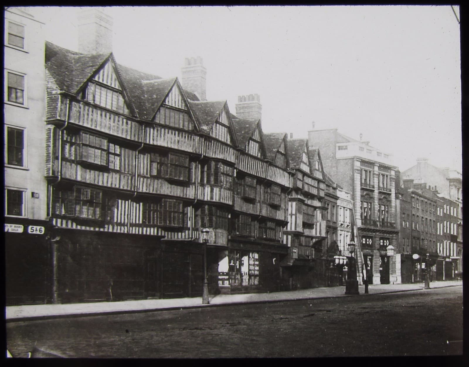 Glass Magic Lantern Slide STAPLE INN HOLBORN LONDON C1910 PHOTO ENGLAND