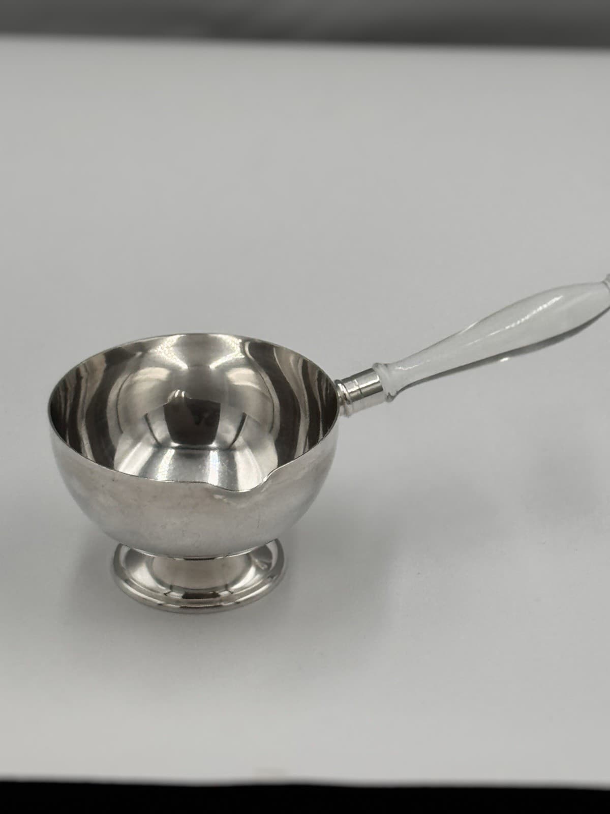 VINTAGE HAND MADE STERLING SILVER GRAVY BOAT POT - 307 GRAMS