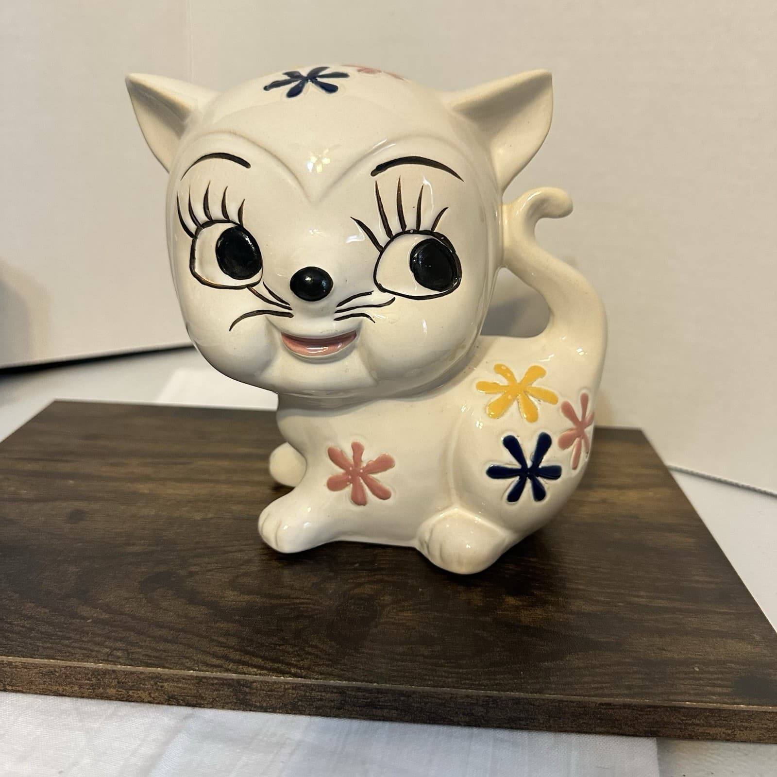Kitty Cat Coin Bank Ceramic Big Eyes 70s Flower Power Vintage With Flaws