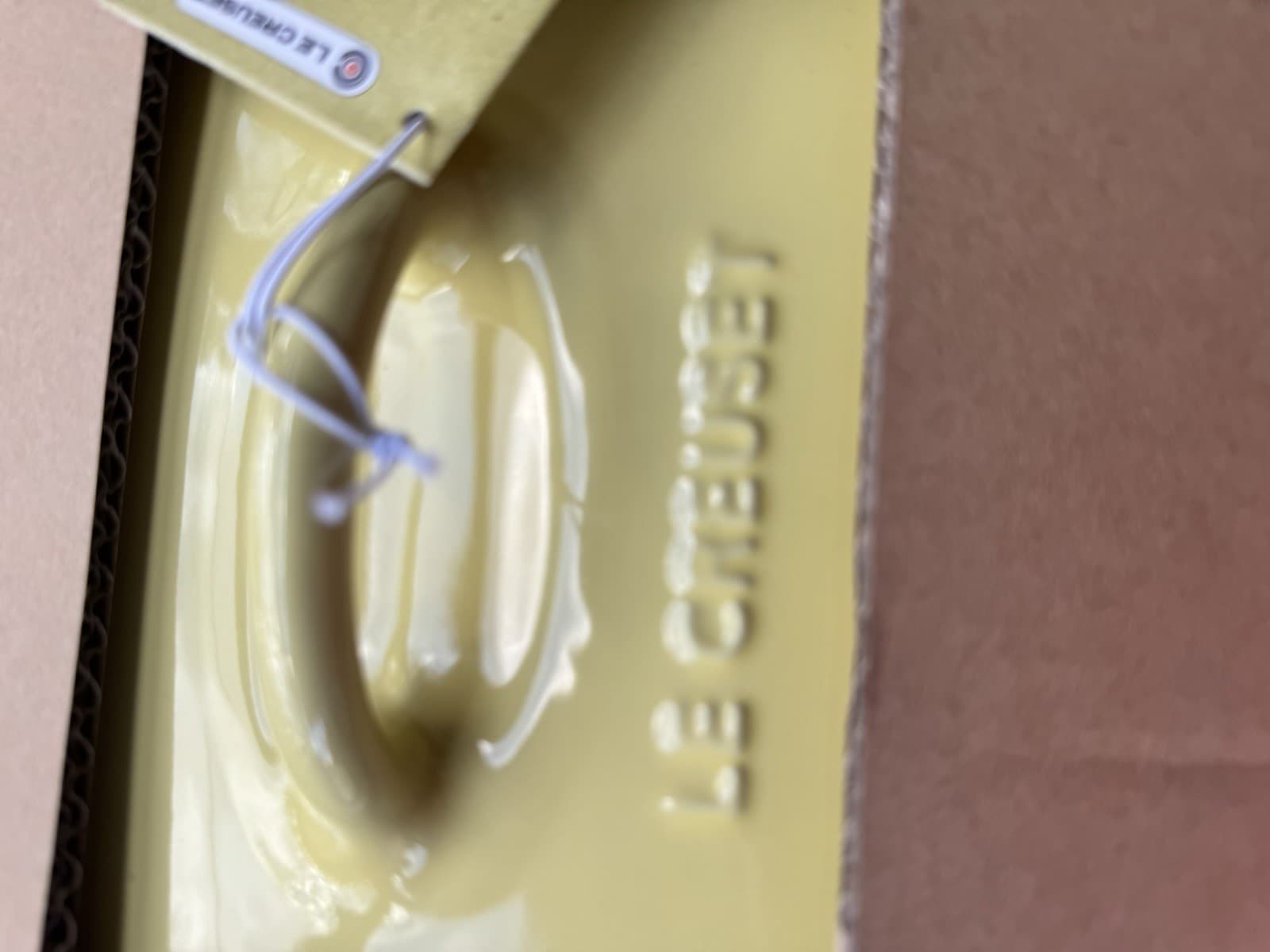 Le Creuset Heritage Rect New In Box Lidded Casserole Dish 4 quart Soleil Yellow