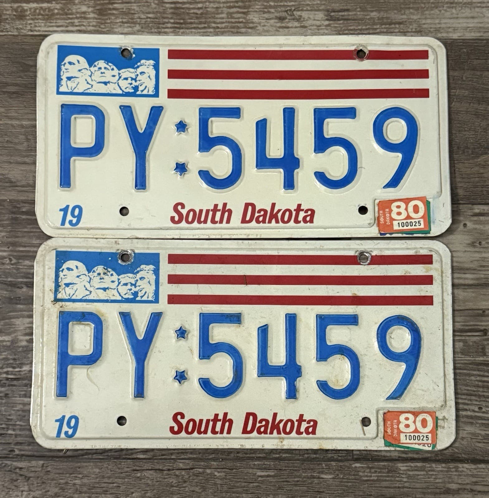 1980 South Dakota pair of license plates. Good condition PY 5459