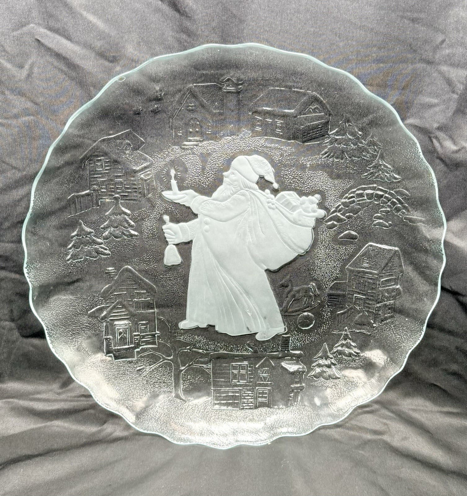 Crystal Clear Studios Santa Claus Platter Clear Glass 13" Round Holiday Plate 98