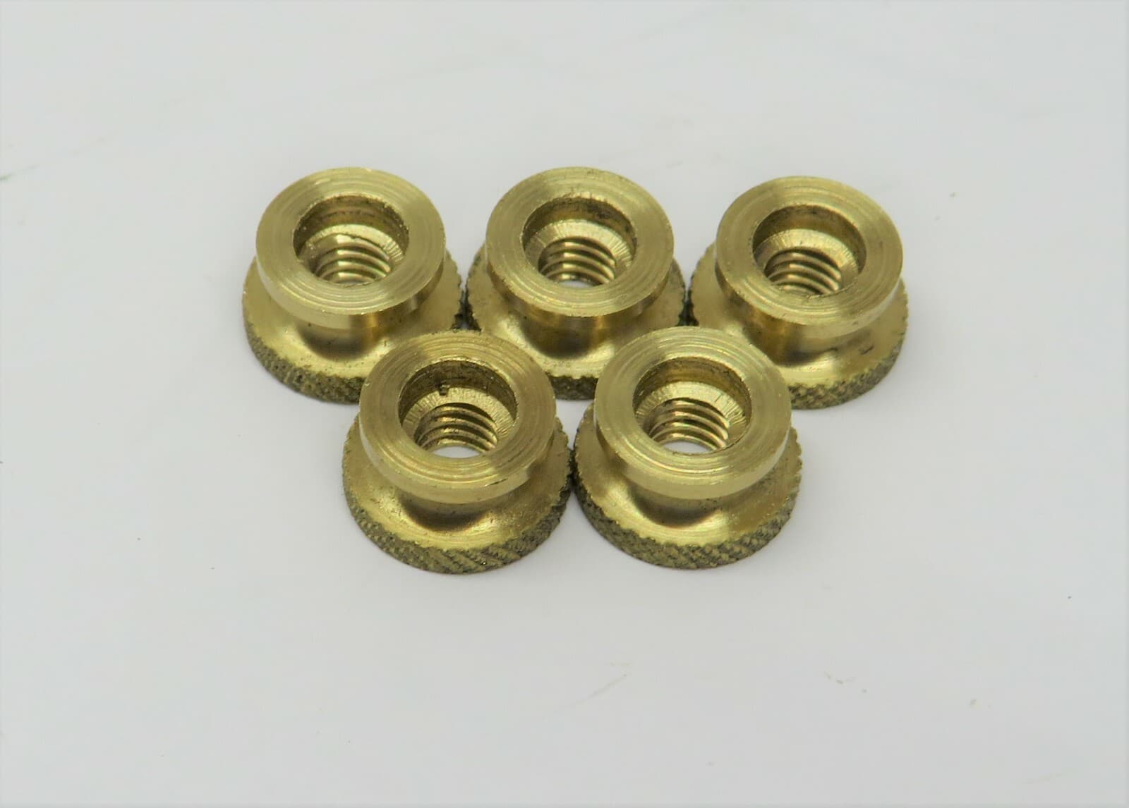 5 brass spark plug thumb nuts 8/32 by 5/16in OD Maytag
