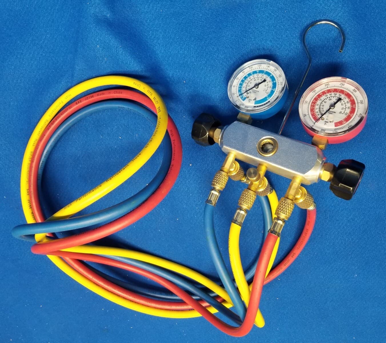 DAYTON 4PDF8 Manifold Gauge Set, 2 Valve, 3 Hoses