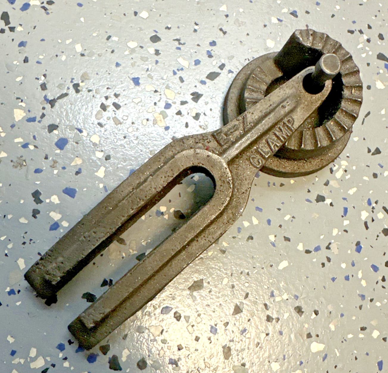 E-Z Clamp Adjustable Height Hold Down Speed Milling Machine Machinist Tool