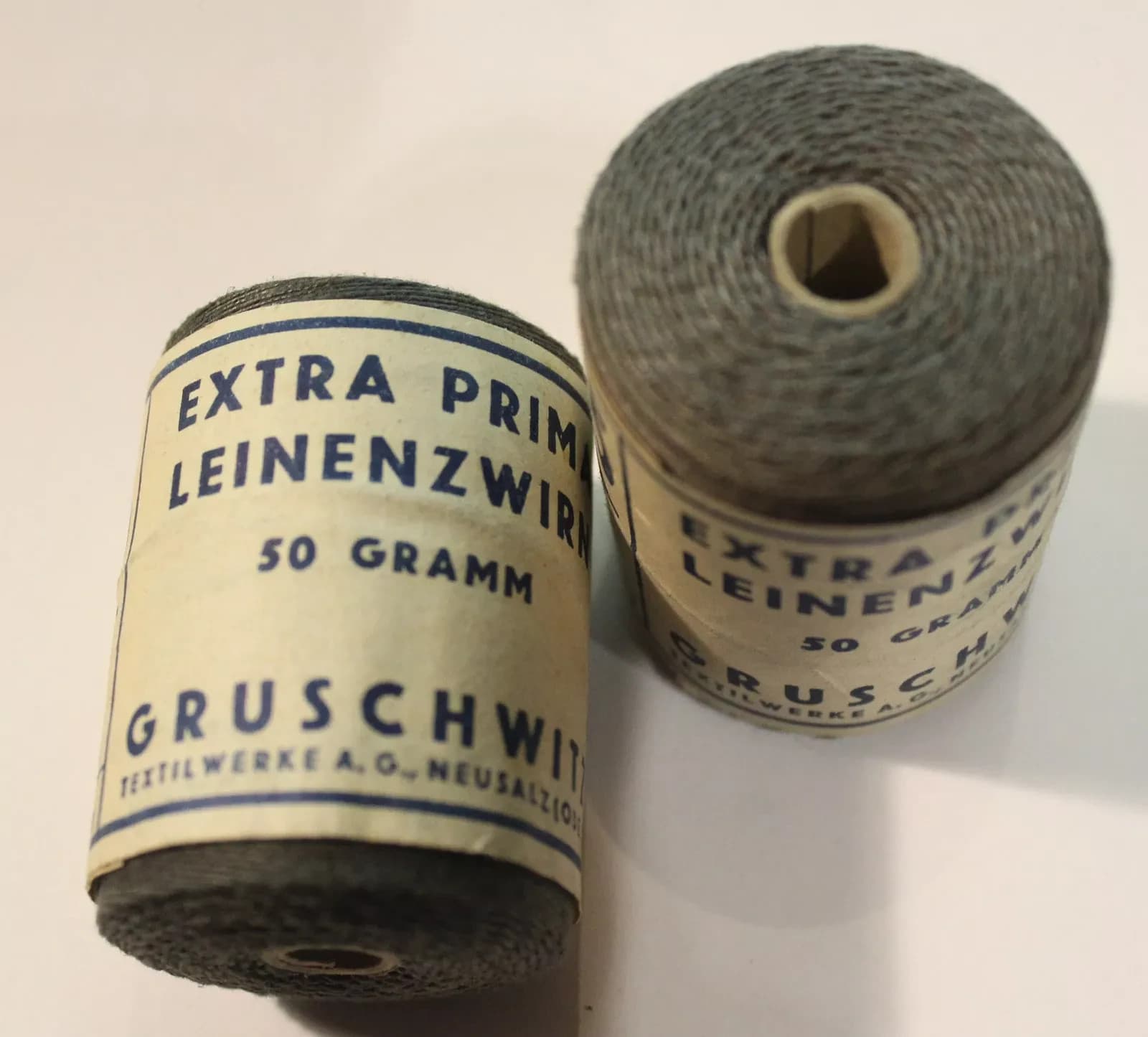 Orig. German WW 2 - 1 Roll of Uniform Sewing Thread - Feldgrau / Fielgrey color