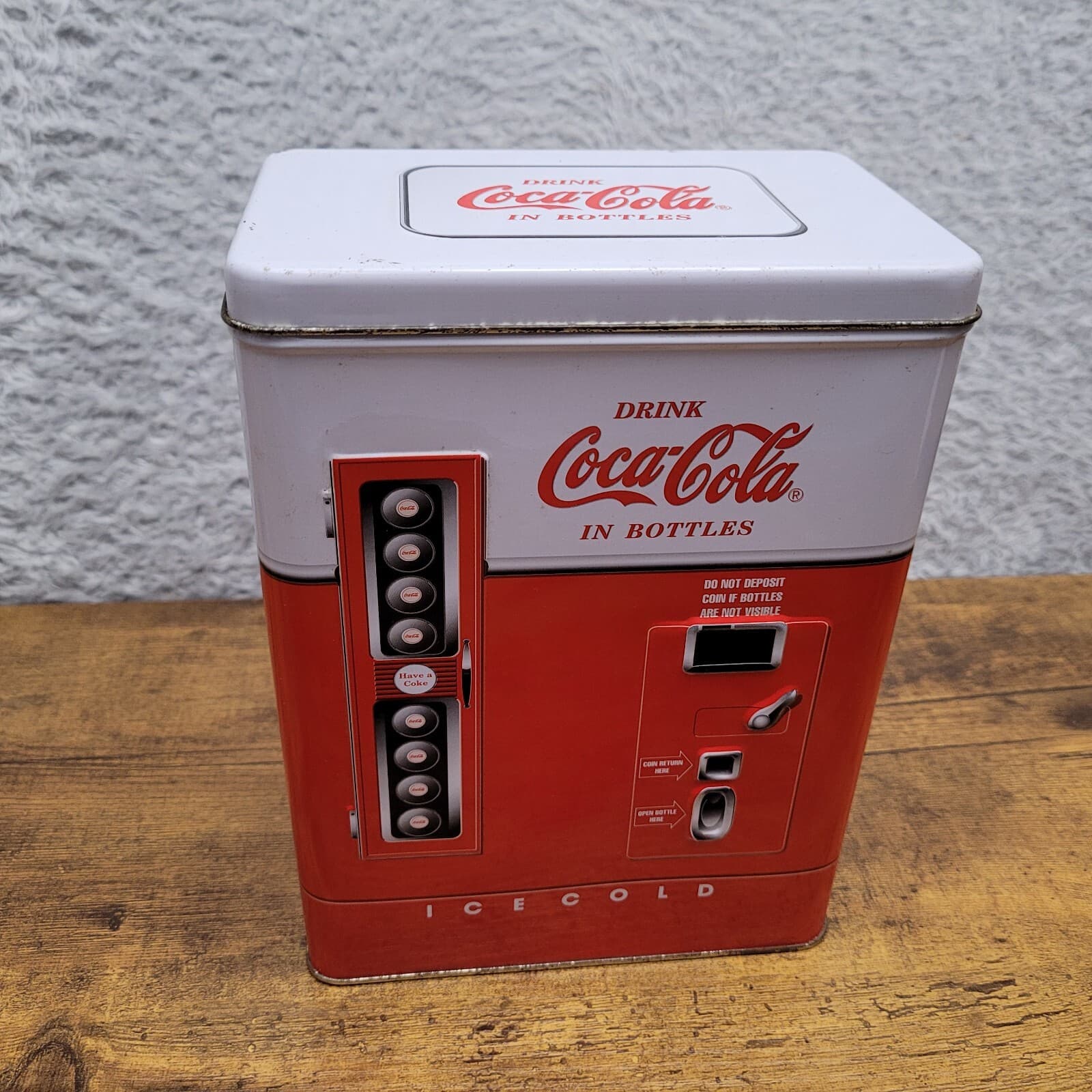 COCA-COLA Beverage Coke Bottle Vending Machine Vintage 1997 Collectible Tin Box