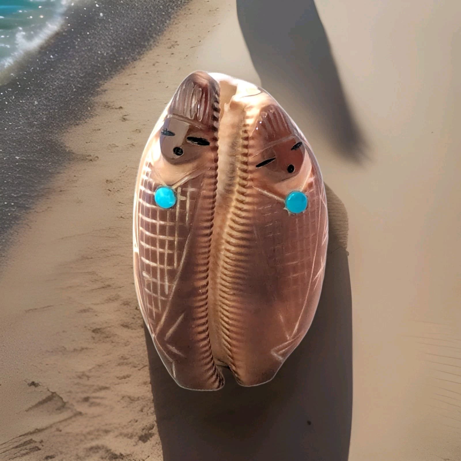 Daniel Chattin-Cowrie Shell Corn Maiden-Zuni Fetish-Native American-ShellCarving