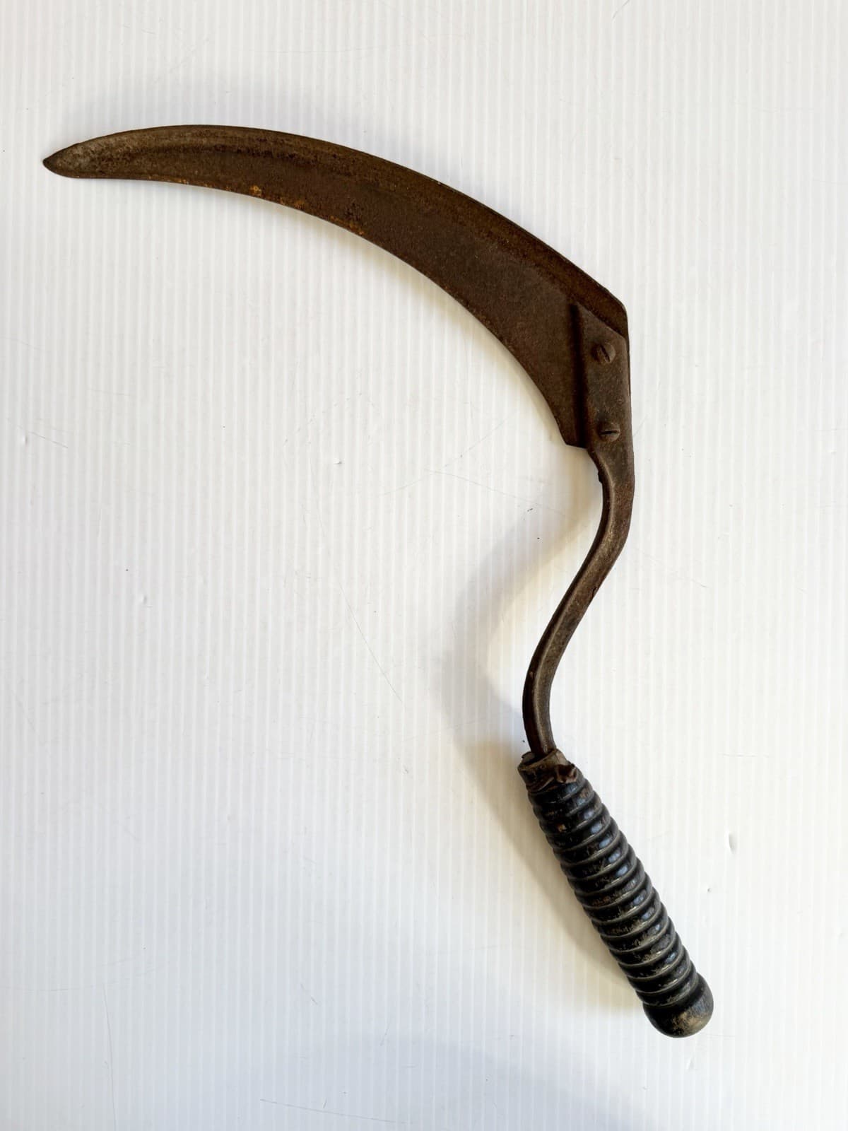 Vintage Unbranded Hand Sickle Scythe Grass Hook Trimmer READ