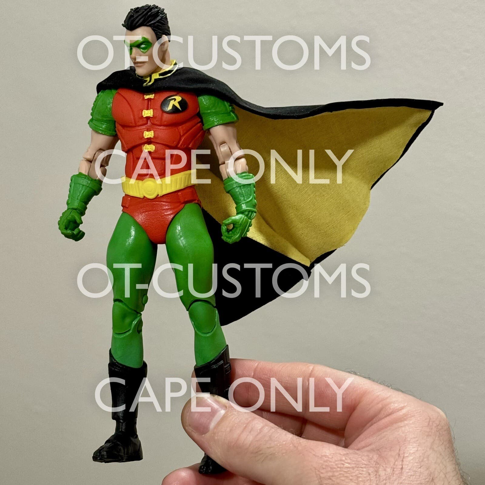 Wired Cape - Robin McFarlane Toys DC Multiverse Rebirth