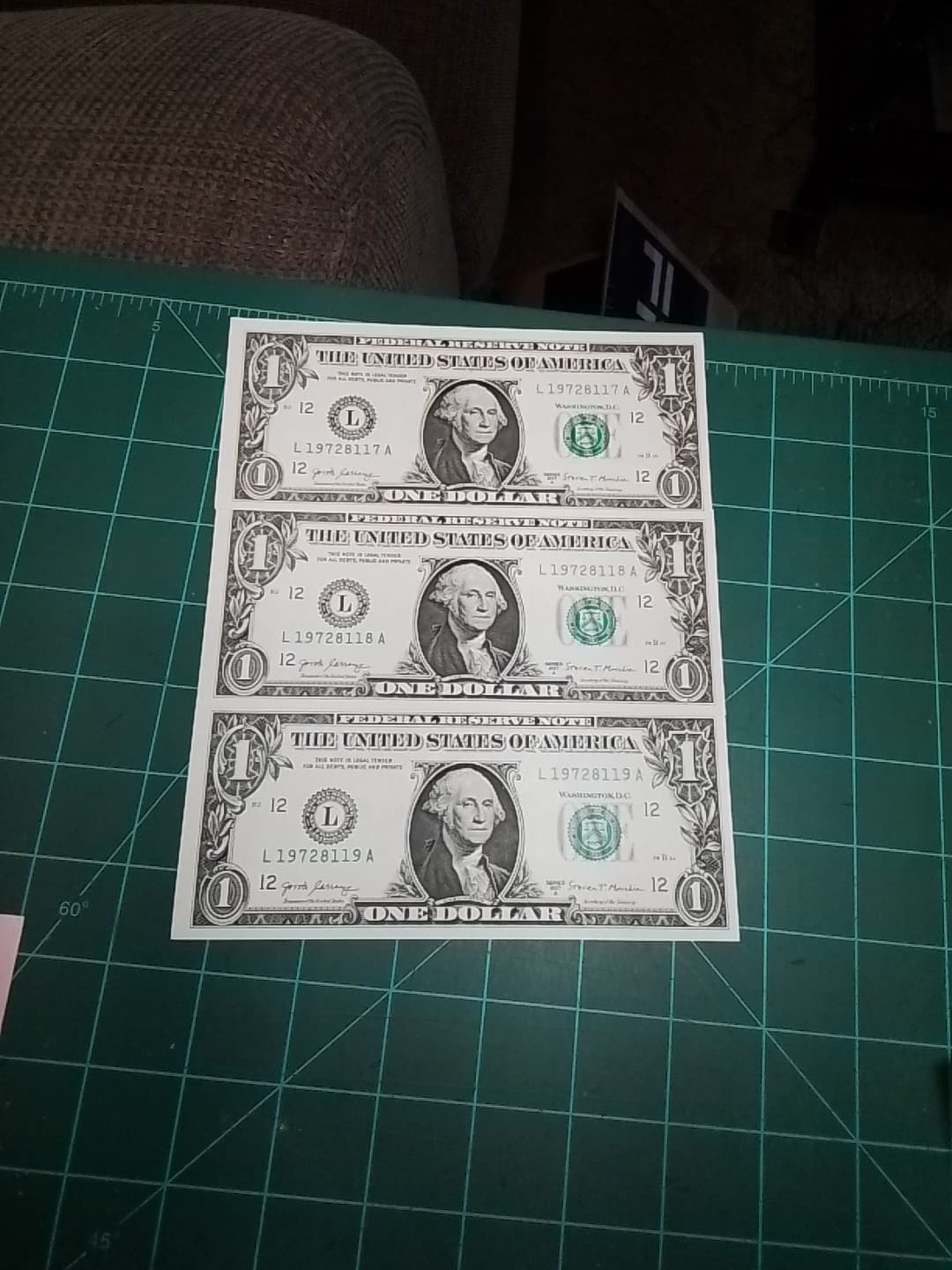 Uncirculated/Sequential $1.00 Notes, 2017date L19728117A ,18,19