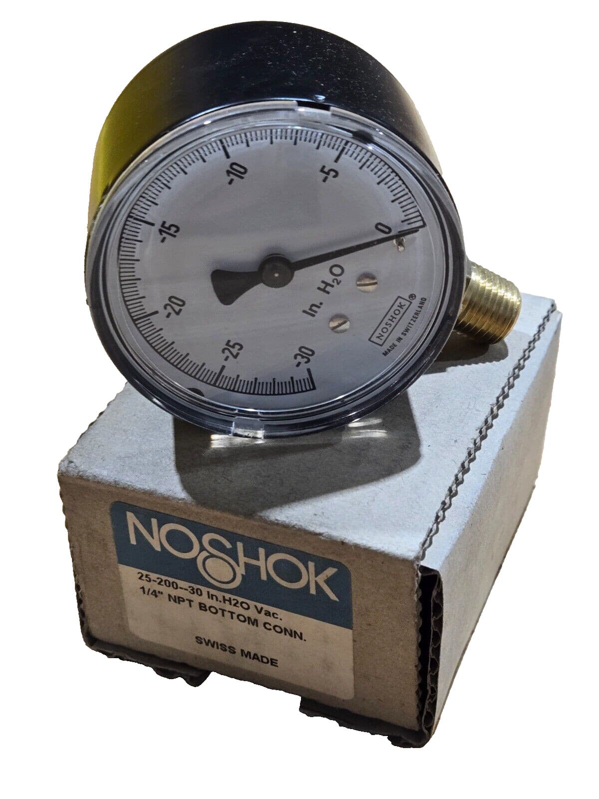 Noshok 25-200-30-InH2O 1/4" NPT Bottom Conn 2.5" Diaphragm Gauge NEW