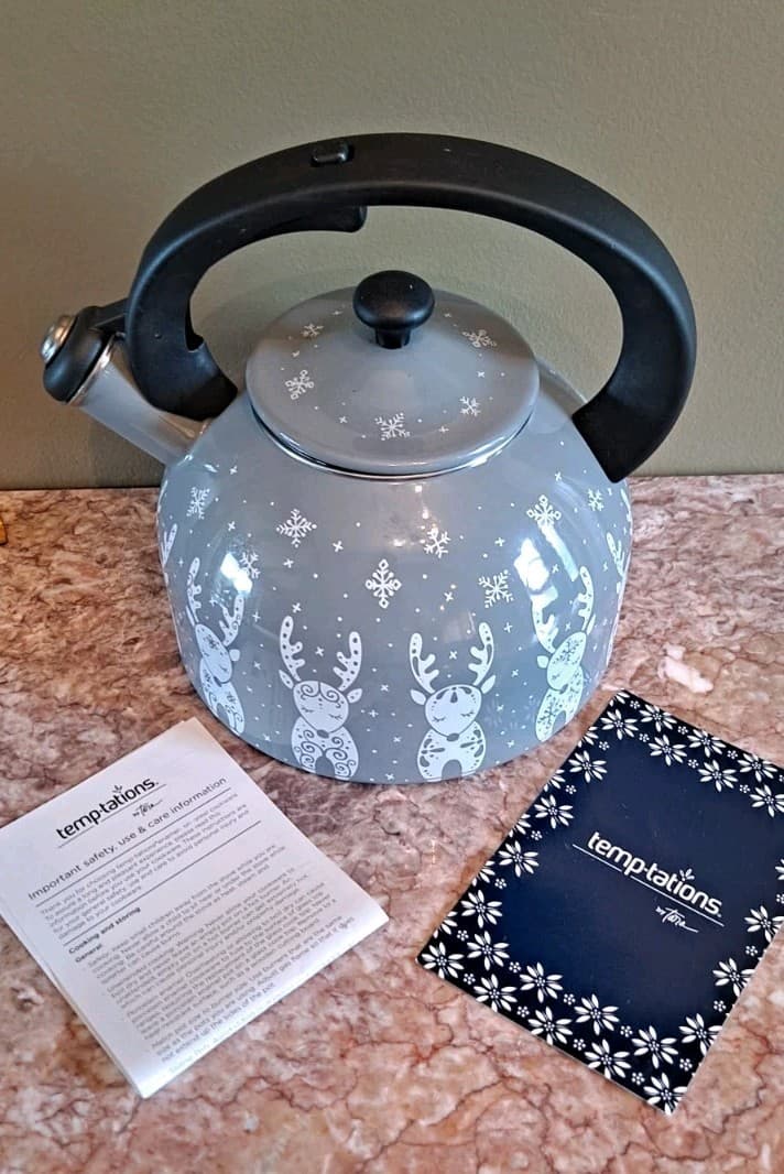 Temptations Push Button Grey Tea Kettle Pot Christmas Reindeer 2.3qt NWOB