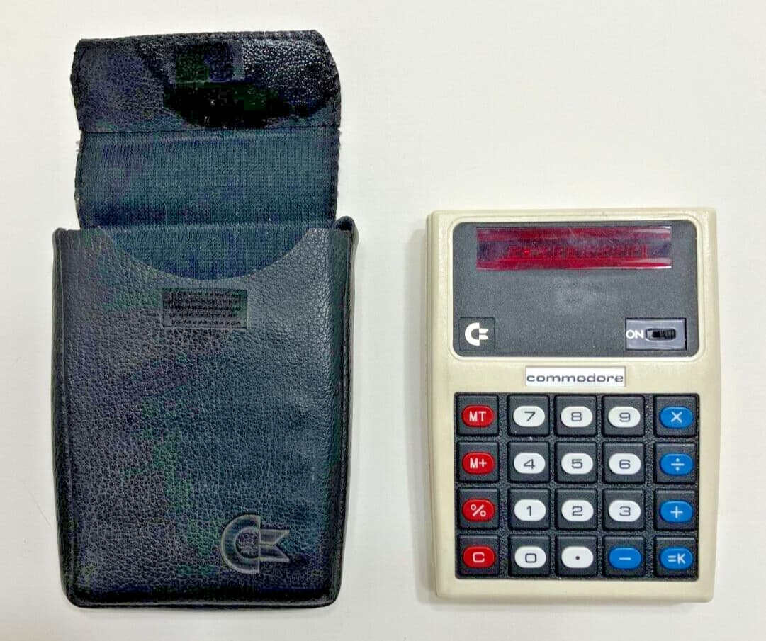 Vintage Commodore Minuteman 3 Handheld Calculator Untested AS-IS *READ