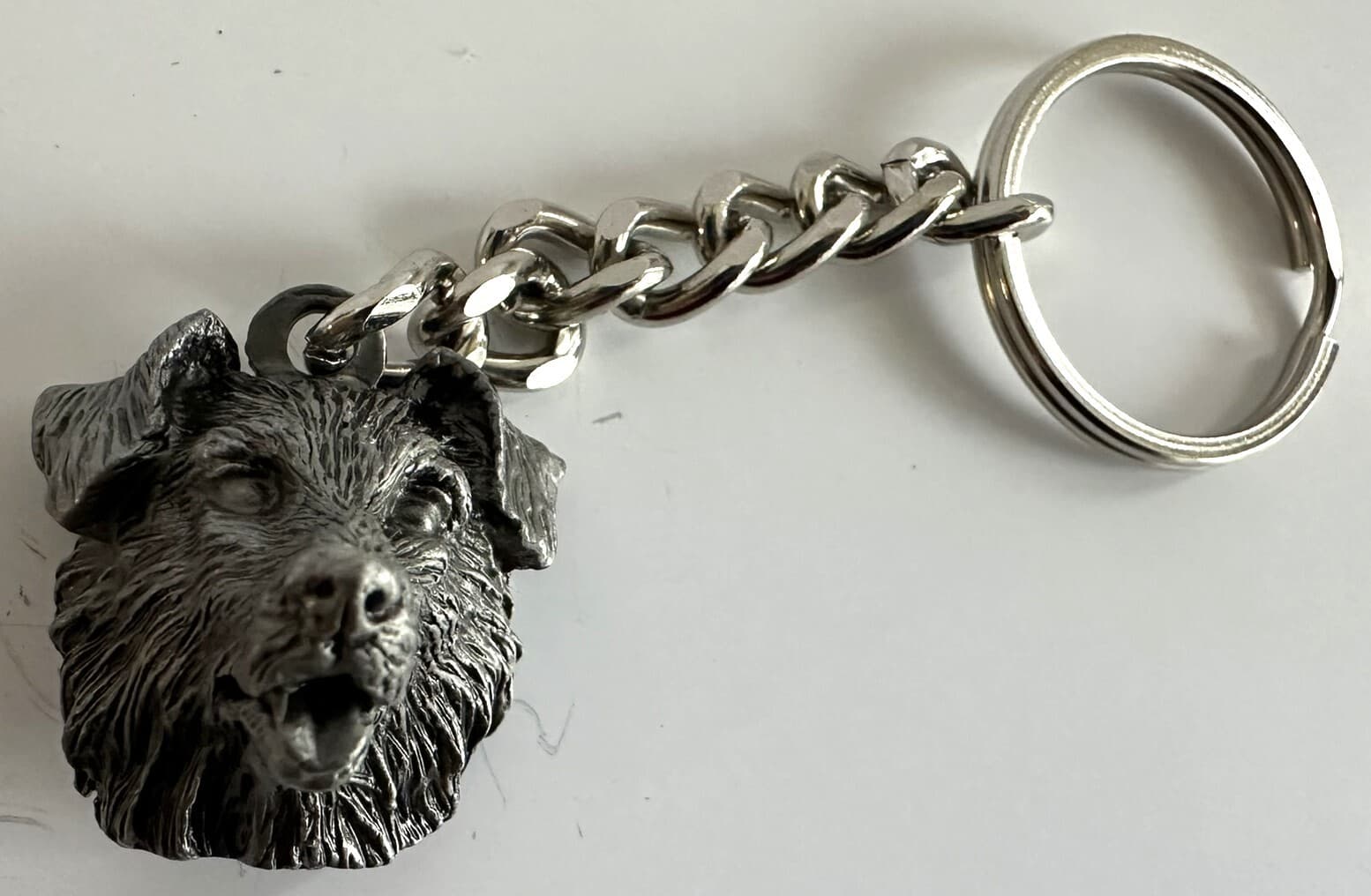 NEW PEWTER BORDER COLLIE DOG HEAD KEYCHAIN SILVER METAL