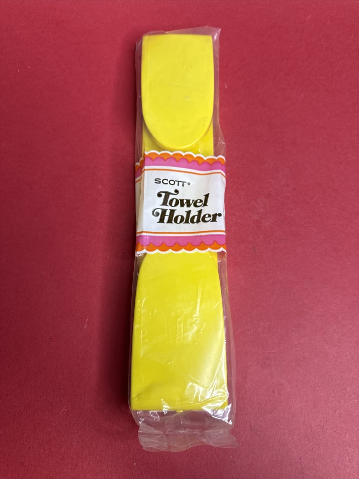 Vintage 1969 Scott Paper Towel Holder Plastic Yellow NEW Made In USA