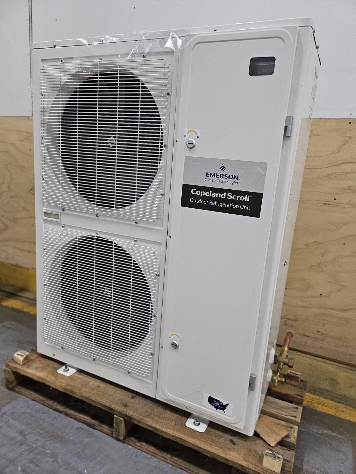 NEW Copeland XFAM-060Z-TFC-081 Med Temp Cooler 6 HP Condensing Unit Walk-In